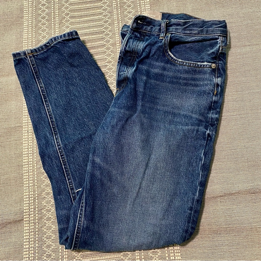 Everlane Cheeky Jean - Distressed